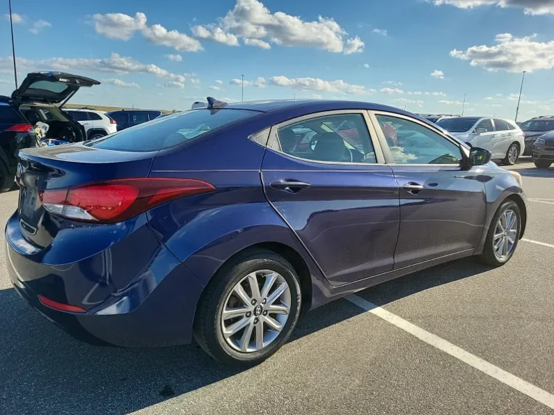 HYUNDAI ELANTRA GLS 2014